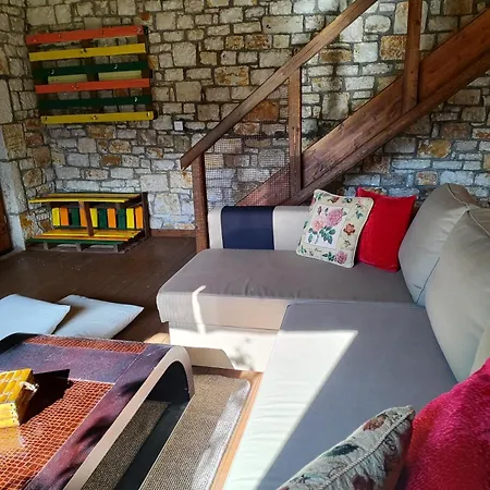 Erymanthos Country Chalet