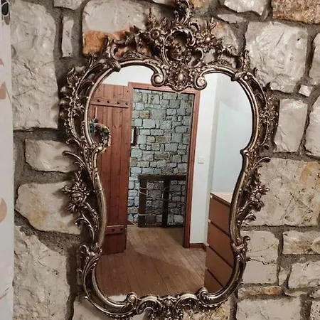 Erymanthos Country Chalet *