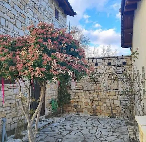 Erymanthos Country Alpehytte