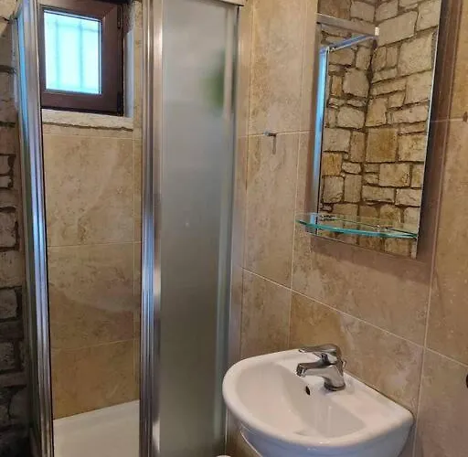 Alpehytte Erymanthos Country *