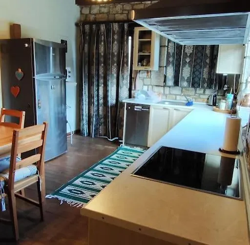 Alpehytte Erymanthos Country *